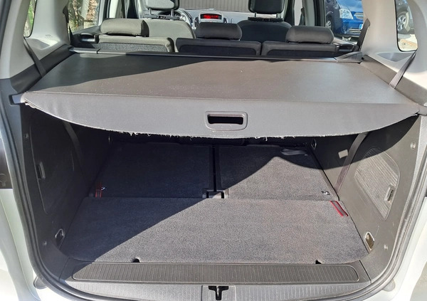 Opel Zafira cena 29900 przebieg: 246000, rok produkcji 2015 z Strzelin małe 191